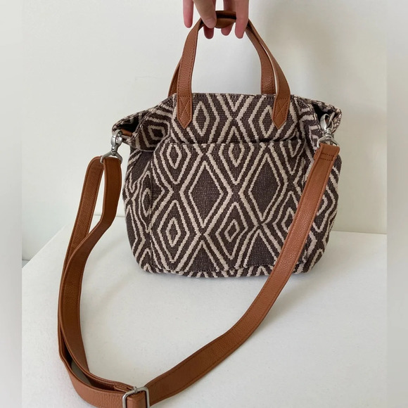 EUC | Thirty One retro hobo style cotton tapestry crossbody hand bag purse - Picture 1 of 8